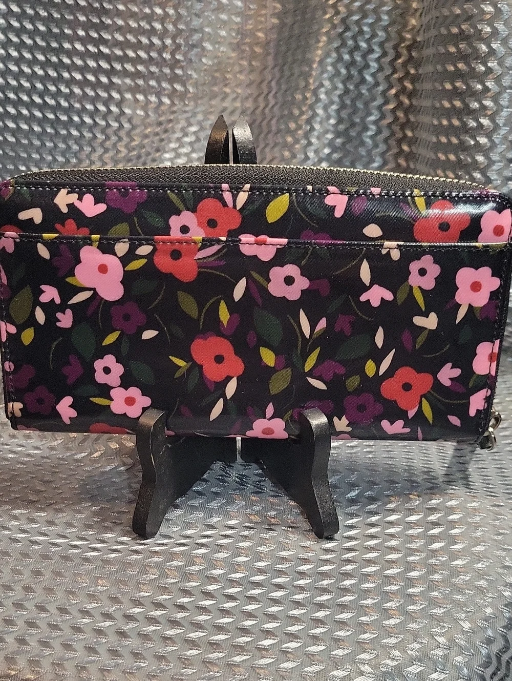 kate spade New York Black Floral Zip Wallet